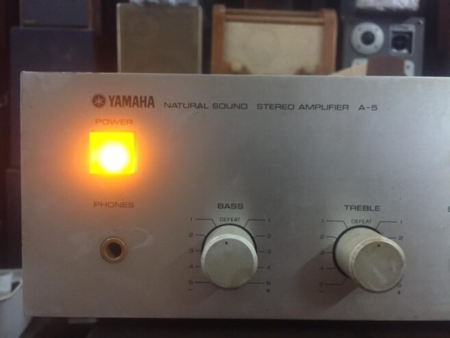 Ampli-YAMAHA-A-5-hang-bai-Nhat-1